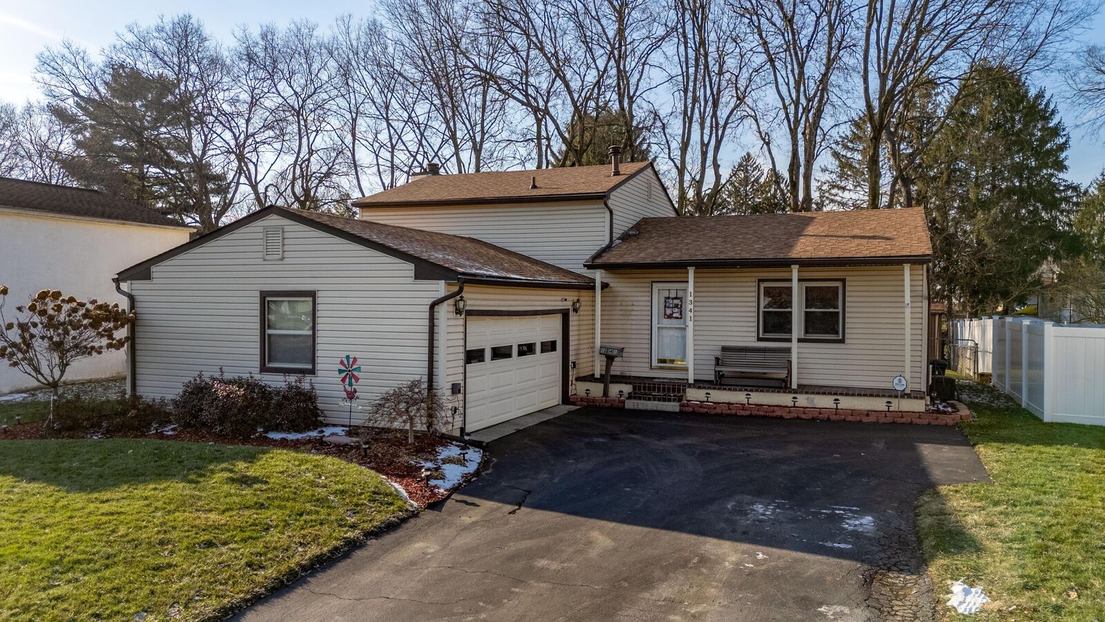 Property Photo:  1341 S Hague Avenue  OH 43204 