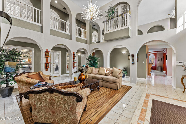 Property Photo:  2000 Paseo Del Prado Drive  TX 79936 