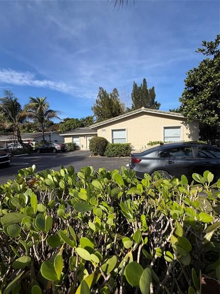 Property Photo:  3502 Riverside Dr  FL 33065 
