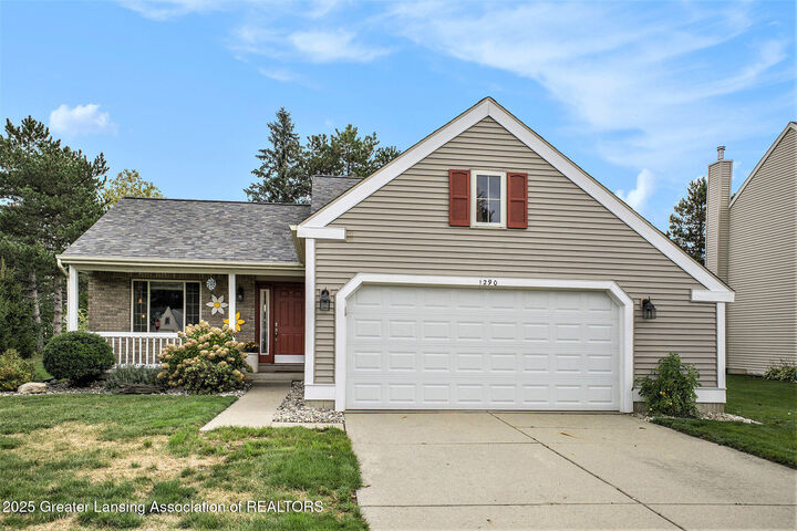 Property Photo:  1290 Calumet Drive  MI 48820 