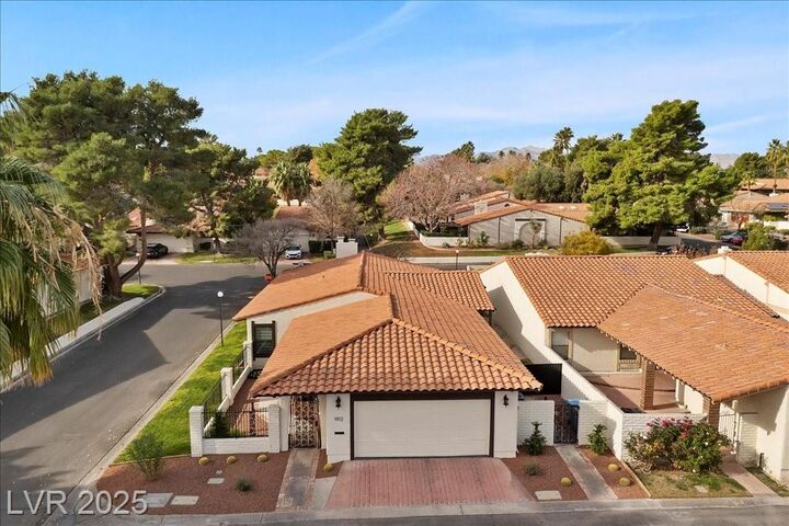 Property Photo:  1912 Plaza De La Cruz  NV 89102 