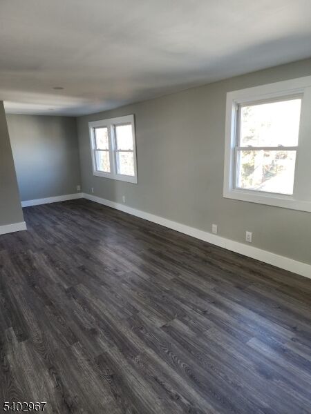 Property Photo:  93 Hughes St 5  NJ 07040 