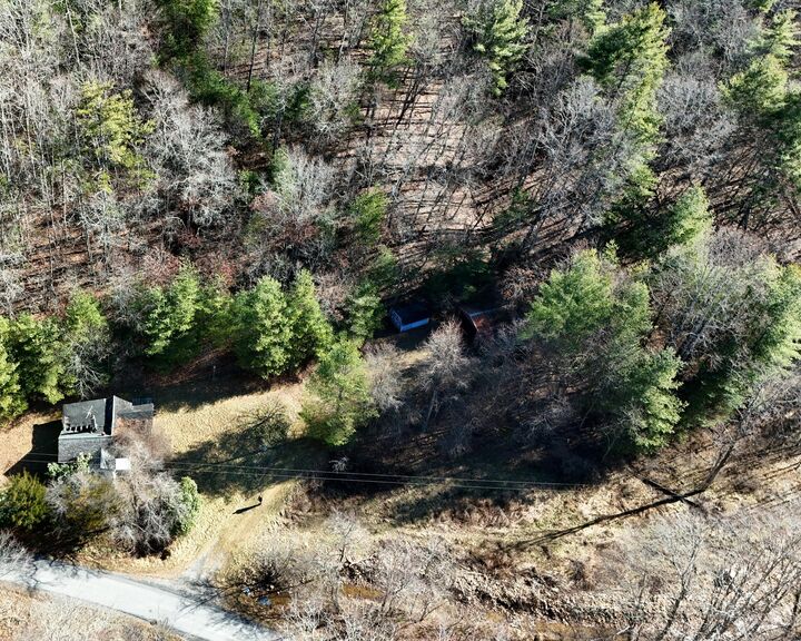 Property Photo:  6290 Hollywood Glace Rd.  WV 24941 