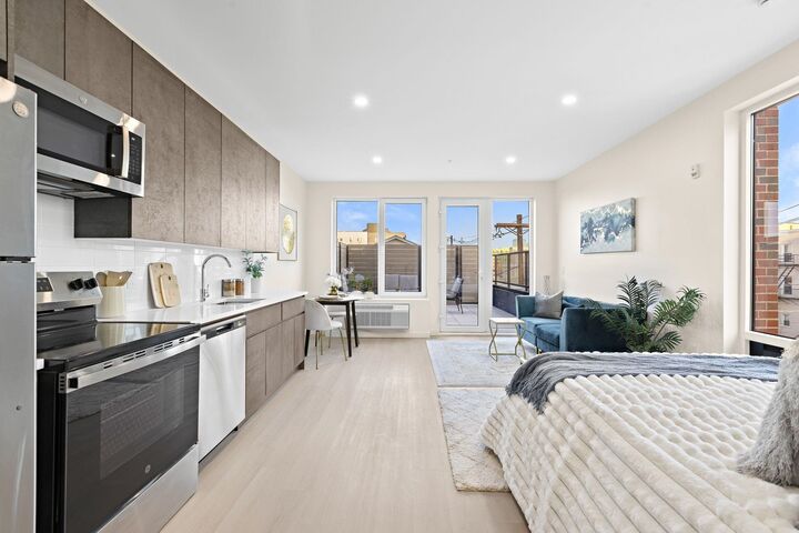 Property Photo:  1 Mallory Ave 410  NJ 07305 