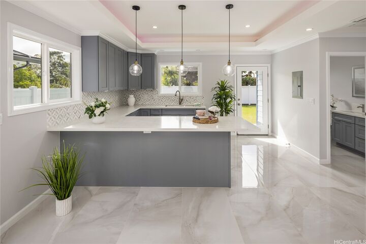 Property Photo:  237 Kuahiwi Avenue  HI 96786 