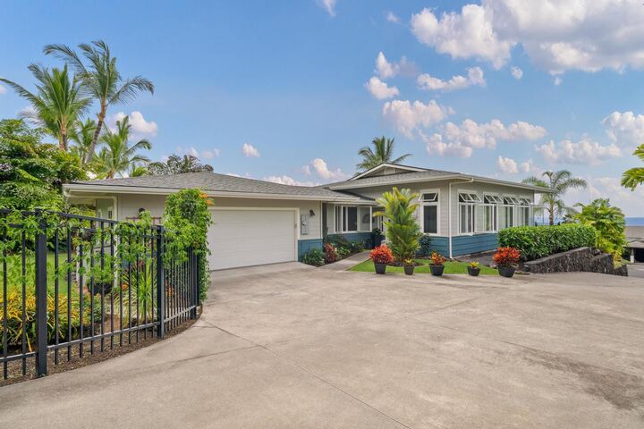 Property Photo: 76-6353 Kaheiau St HI 96740