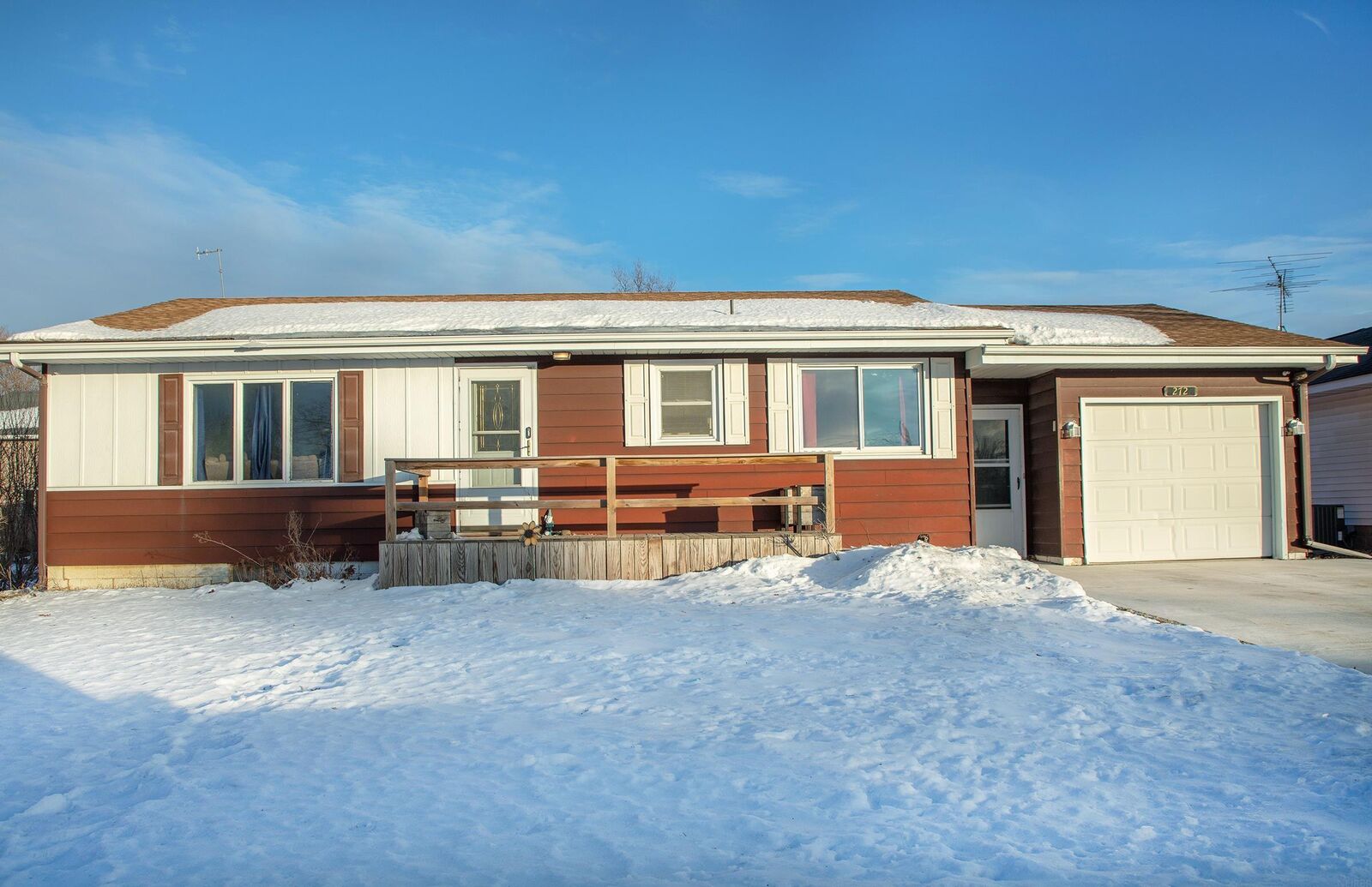 Property Photo: 272 Spruce Street IA 50602