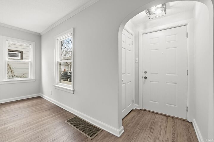 Property Photo:  225 W Darrow Avenue  IN 46807 