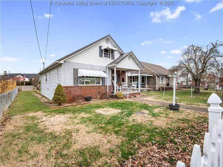 Property Photo:  2220 Washington Avenue  WV 25177 