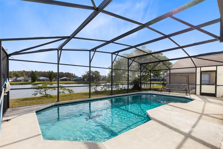 Property Photo:  204 Hidden Springs Circle  FL 34743 