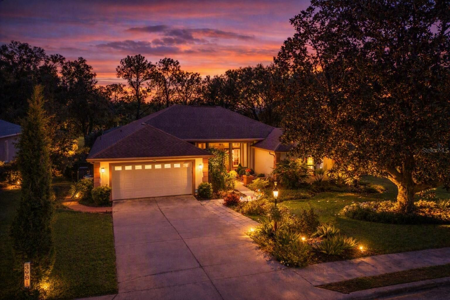 Property Photo: 39819 Grove Heights FL 32159