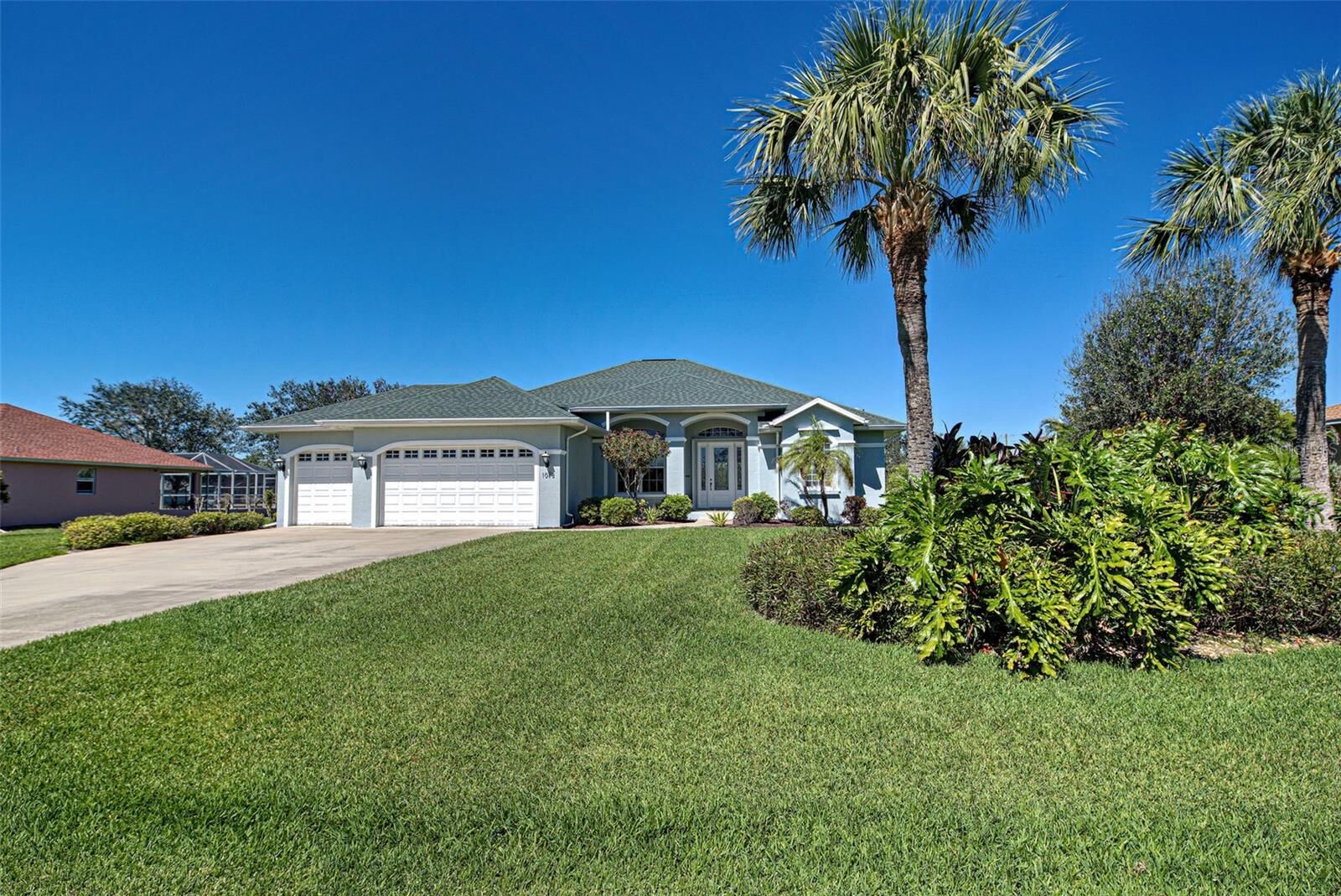 Property Photo: 1078 Boundary Boulevard FL 33947