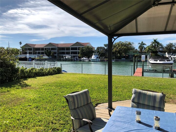 Property Photo: 12200 4th Street E FL 33706