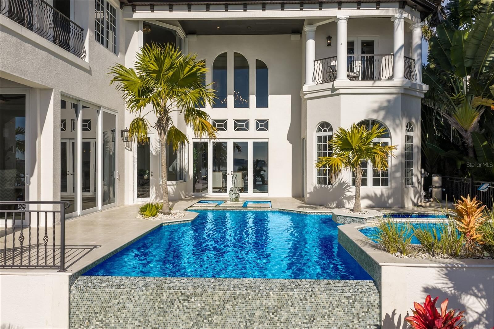 Property Photo:  1418 John Ringling Parkway  FL 34236 