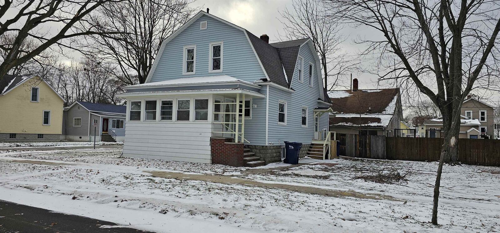 Property Photo:  414 S Monroe Street  MI 48708 