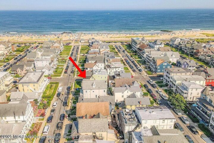 Property Photo:  22 Embury Avenue 1  NJ 07756 