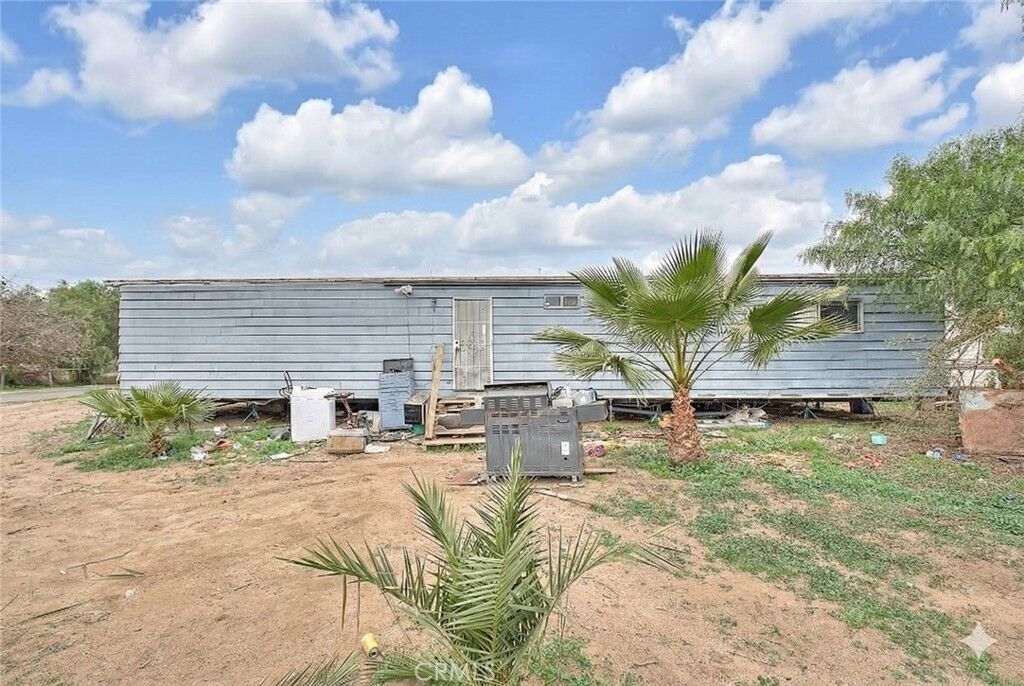 Property Photo: 29570 13 Th Street CA 92567