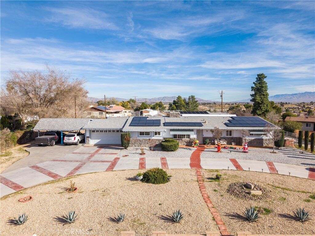 Property Photo:  16464 Desert Knoll Drive  CA 92395 