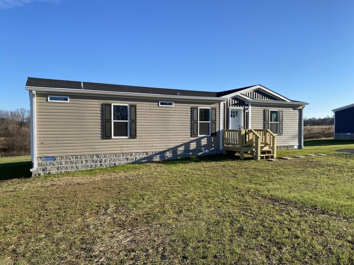 Property Photo:  1690 Gamaliel Rd  TN 37150 