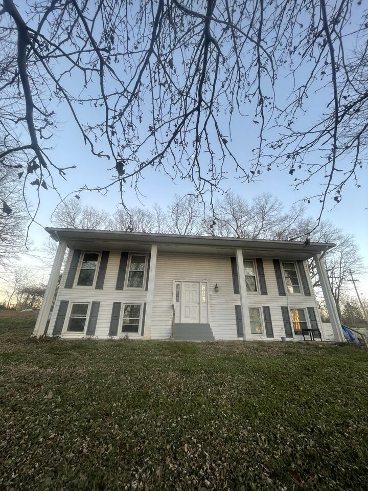 Property Photo:  109 Beasley Rd  TN 38464 