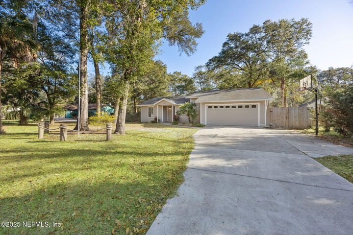 Property Photo: 225 San Pablo Road N FL 32225