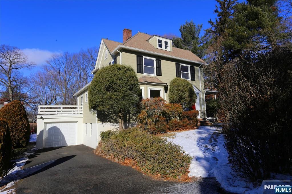 Property Photo:  89 Rea Avenue  NJ 07432 