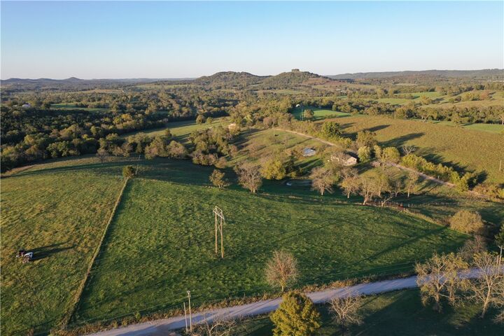 Property Photo:  Cr-420  AR 72616 