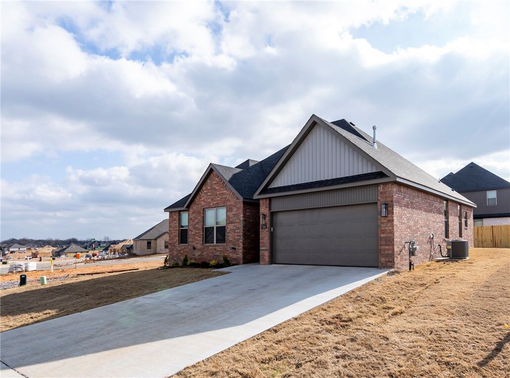 Property Photo: 7101 Orange Avenue AR 72714