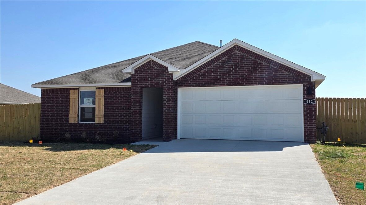 Property Photo: 412 Greer Street AR 72751
