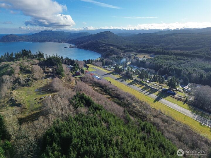 Property Photo:  468 S Sekiu Airport Road  WA 98381 