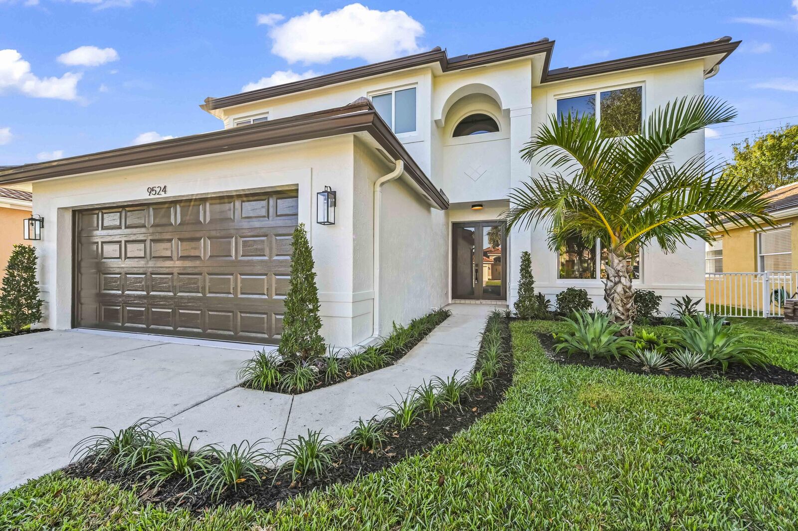 Property Photo:  9524 Fox Trot Lane  FL 33496 