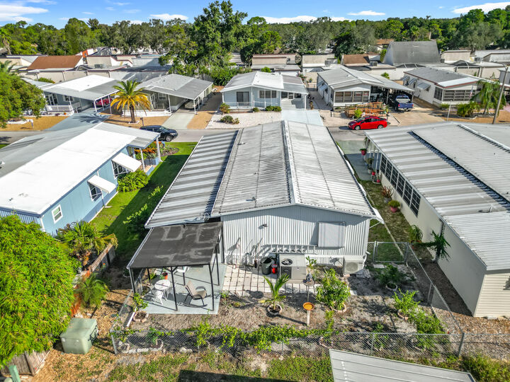 Property Photo:  7400 Cascade Drive  FL 34667 