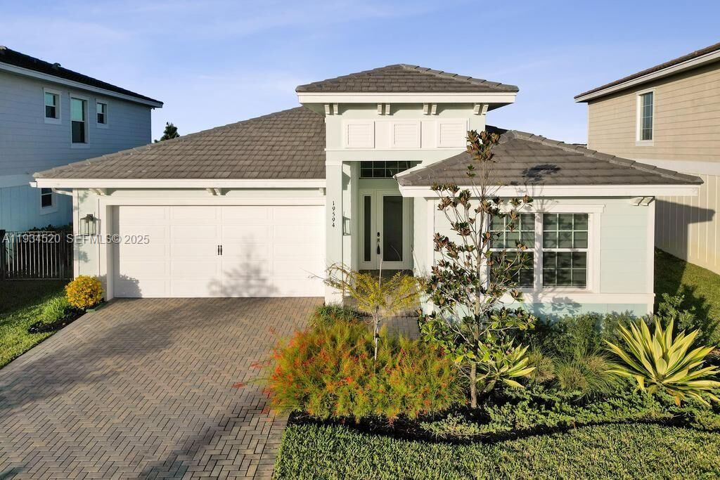 Property Photo:  19594 Broad Shore Walk 19594  FL 33470 