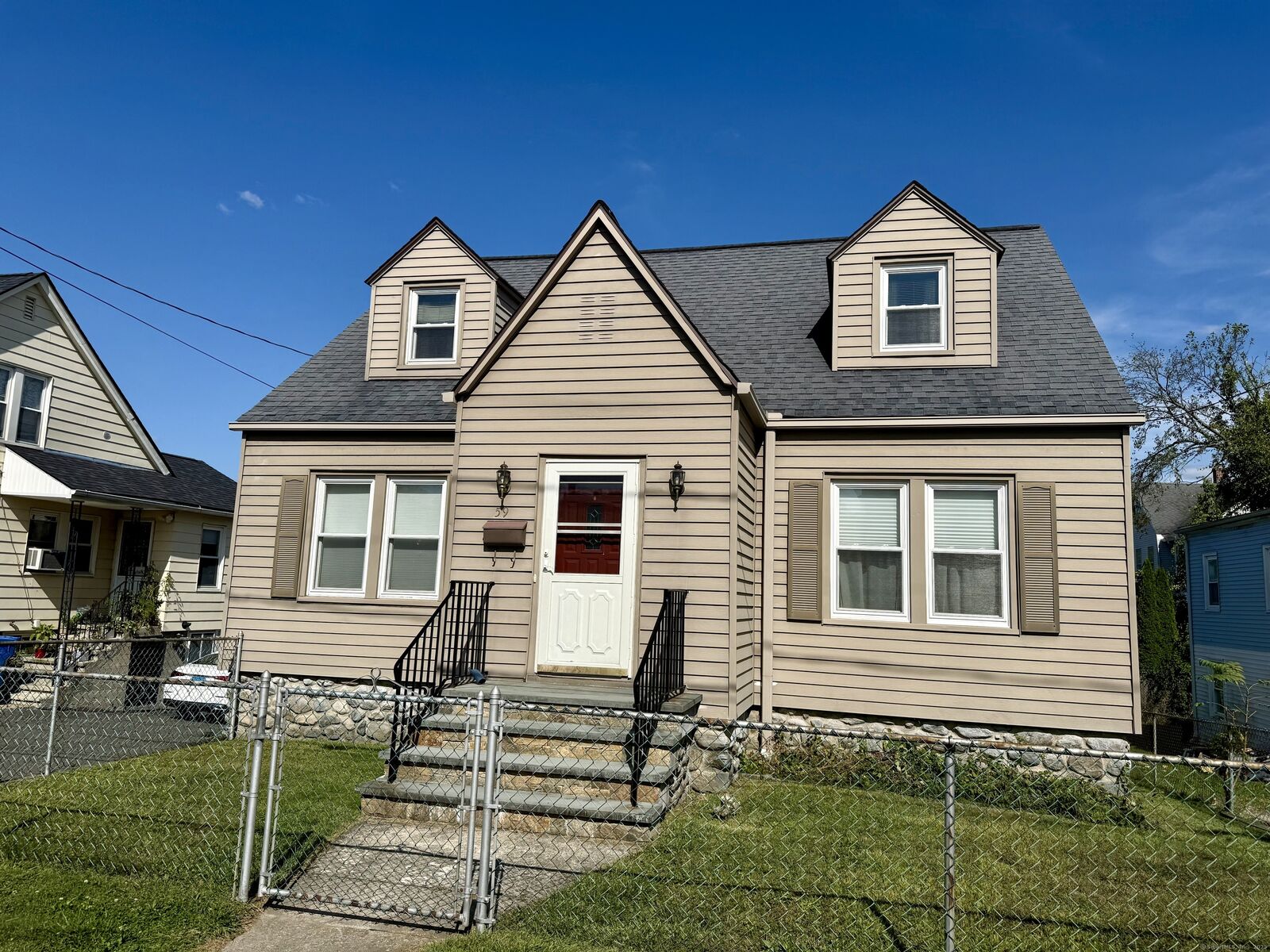 Property Photo:  59 Addison Street  CT 06708 