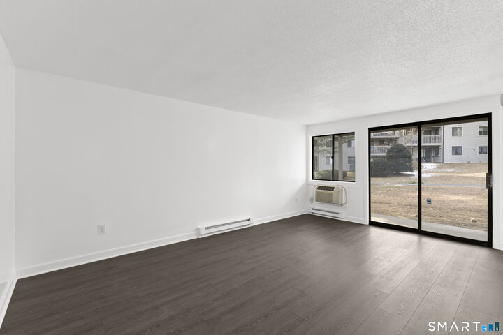 Property Photo:  7 Padanaram Road I181  CT 06811 