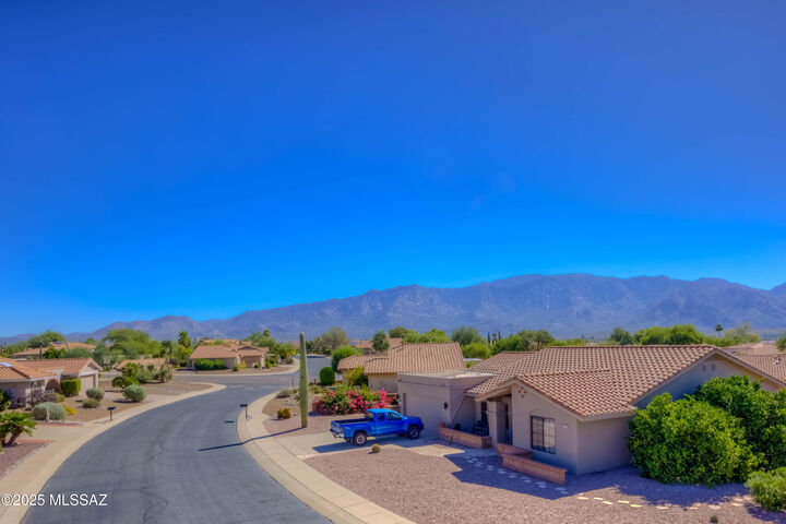 Property Photo: 1449 E Bright Angel Drive AZ 85755