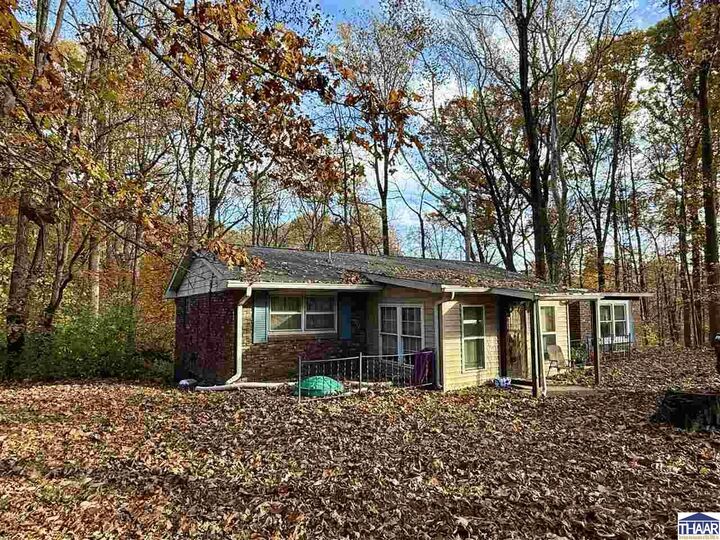 Property Photo:  2725 N Howe Place  IN 47885 