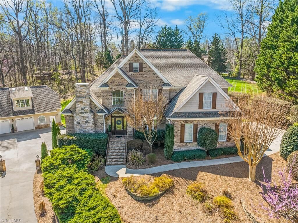 Property Photo: 7435 Trotters Run NC 27370