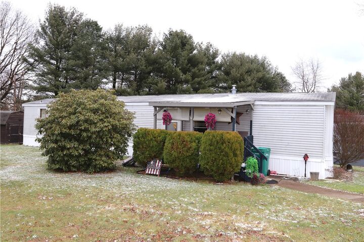 Property Photo:  26 Landis Ave  PA 16066 