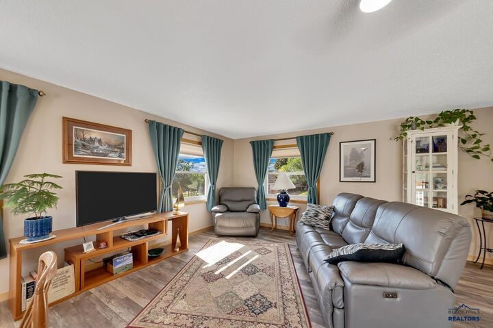 Property Photo:  537 S 16th St  SD 57747 