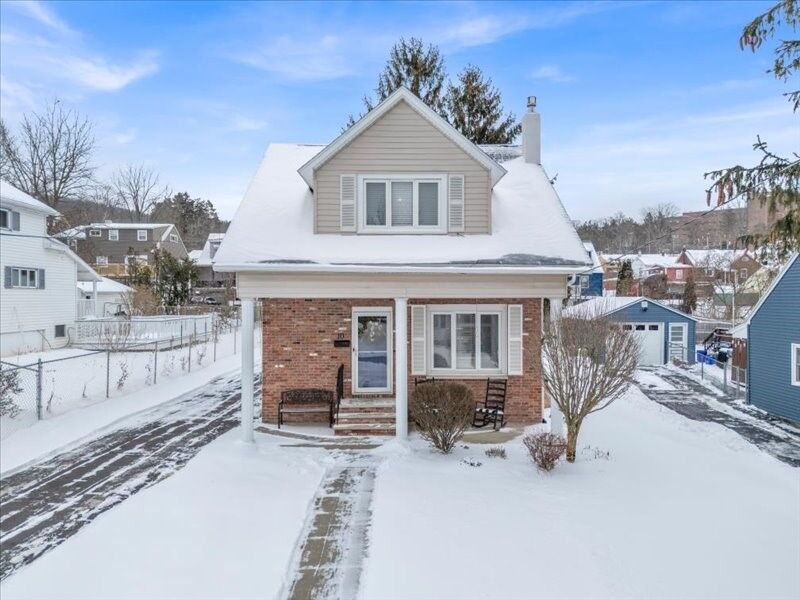 Property Photo:  10 English Street  NY 13904 