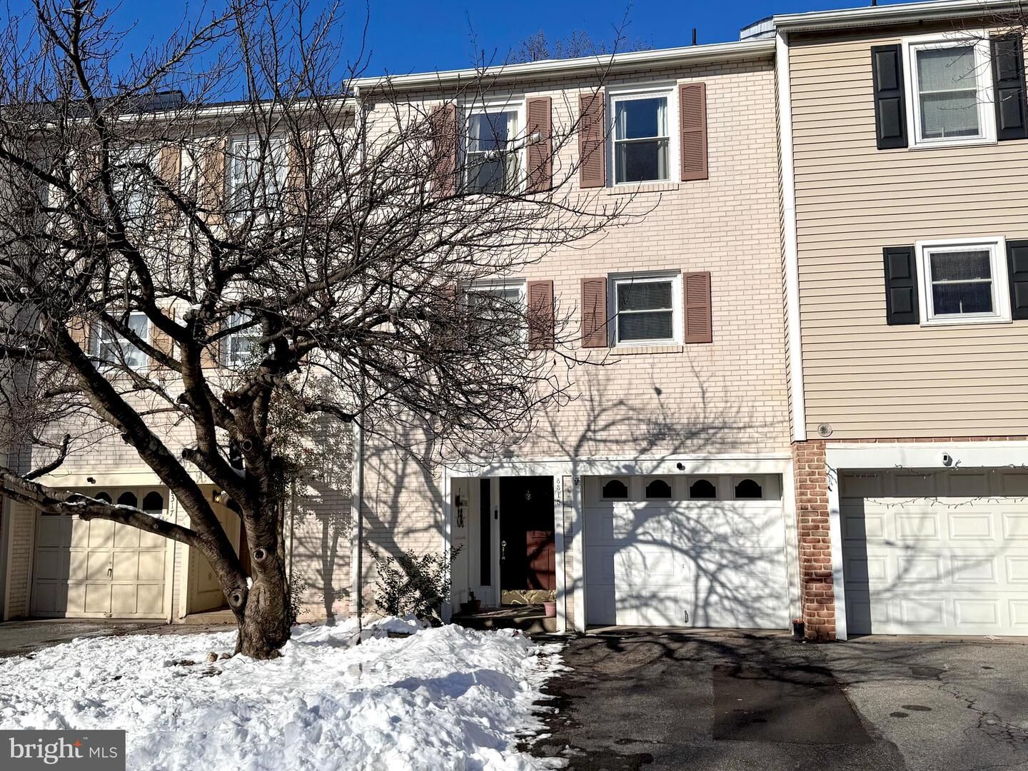 Property Photo:  8315 Countryside Lane  PA 18051 