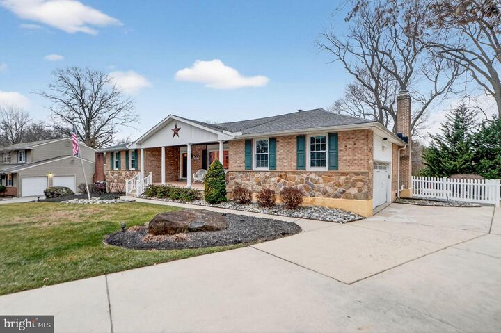 Property Photo:  2816 Landon Drive  DE 19810 