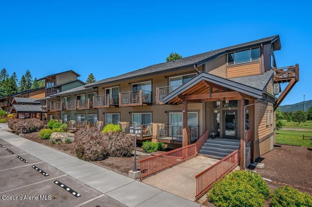 Property Photo:  112 Holiday Loop 838  ID 83804 