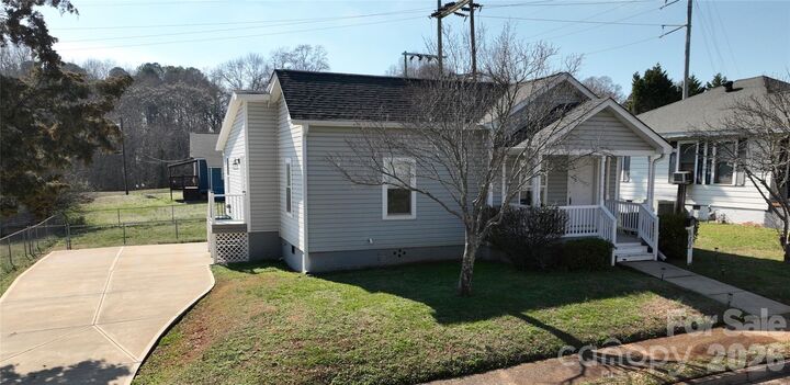 Property Photo:  202 Williamson Street  SC 29715 