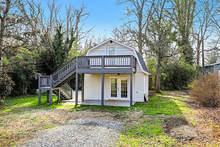 Property Photo:  655 Ridgecrest Drive  NC 28115 