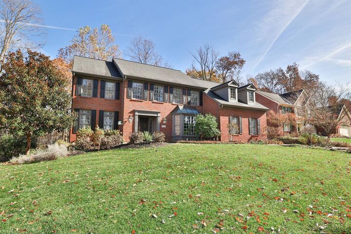 Property Photo:  1118 Oakridge Court  OH 45140 