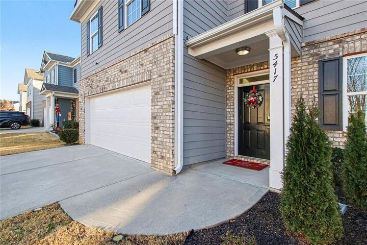 Property Photo: 5417 Barberry Avenue GA 30566