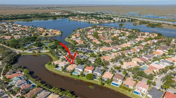 Property Photo:  1012 Fairfield Meadows Dr  FL 33327 