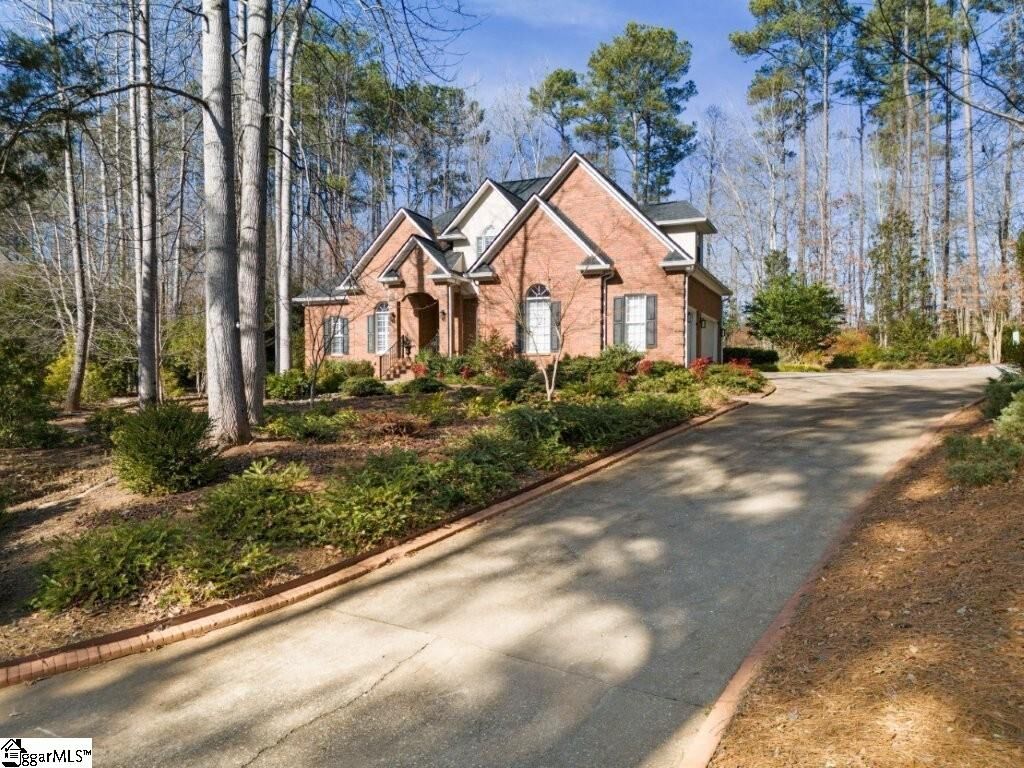 Property Photo:  30 Winged Foot Court  SC 29306 